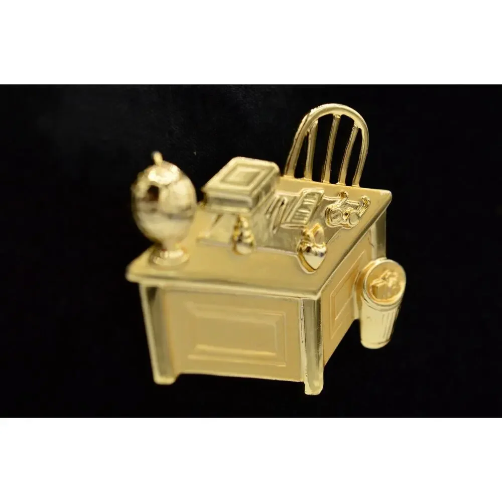 JJ Vintage Teacher Desk Pin Brooch Brushed Gold Professor Globe Signed 1980s 9B